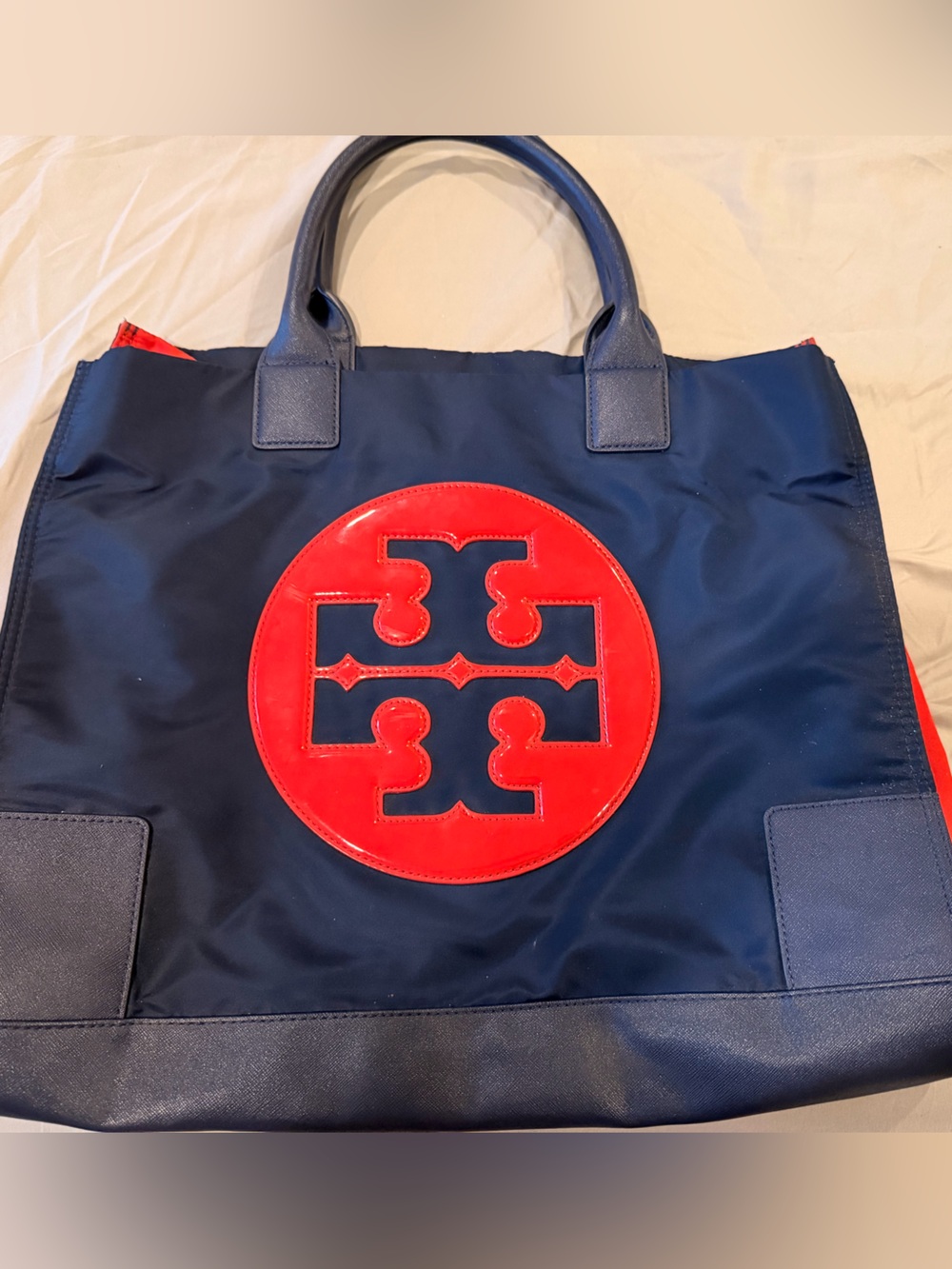 Tory Burch Black Interior Lined Tote with Branded Logo Print - Picture 1 of 3